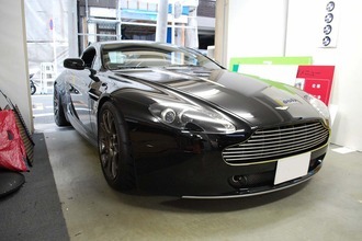 AstonMartin Vantage V8