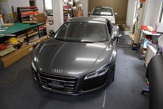 Audi R8(火)