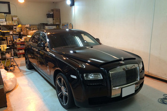 ROLLS-ROYCE Ghost 