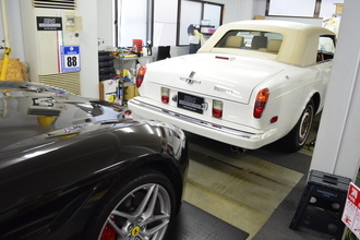 ROLLS-ROYCE  CornicheⅣ