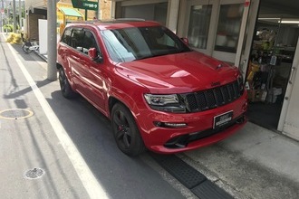 Jeep Grand Cherokee SRT