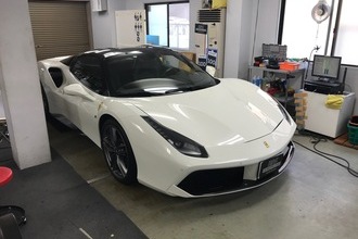 Ferrari 488 spider