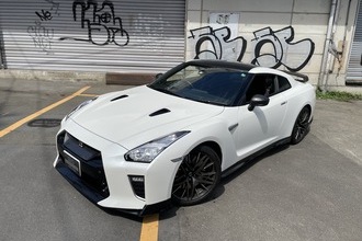 Nissan R35 GTR