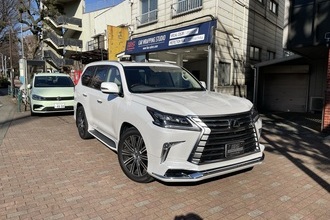 LEXUS LX570