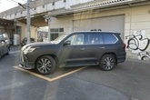 LEXUS LX570