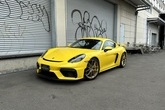 PORSCHE 718 Cayman GT4