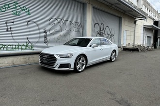 Audi S8